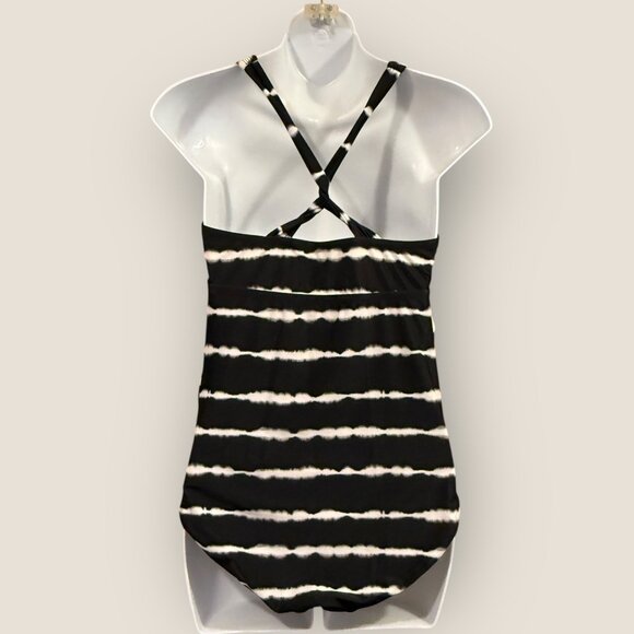 Isabel Maternity Black and White Striped Swimsuit Size Medium Swim - Picture 3 of 4
